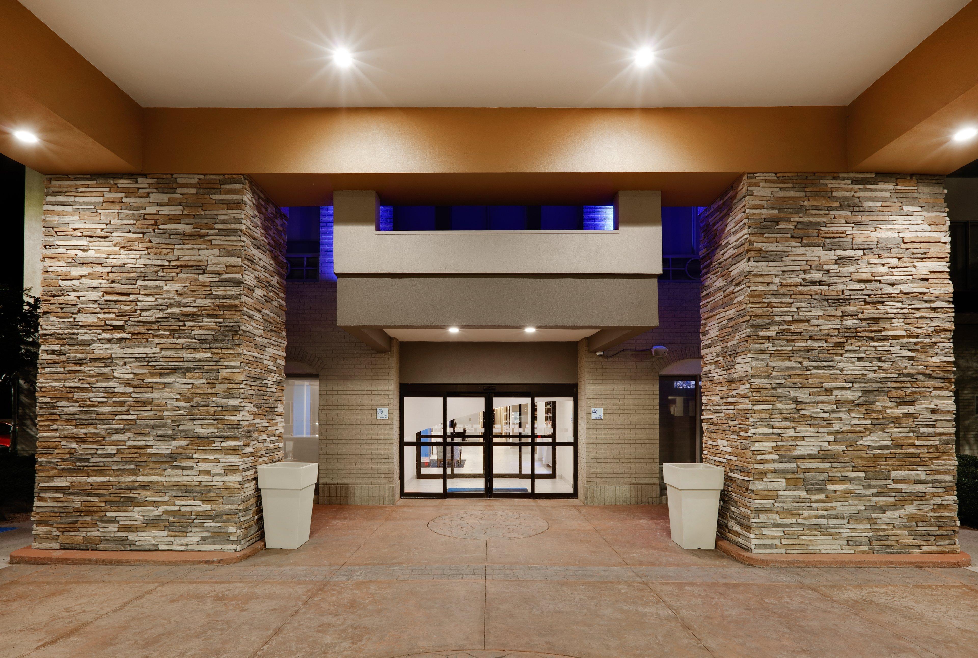 Holiday Inn Express & Suites Dallas - Duncanville, An Ihg Hotel Exterior foto