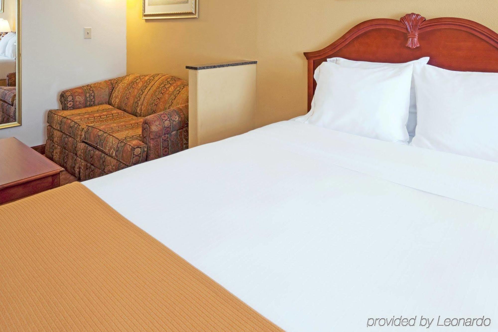 Holiday Inn Express & Suites Dallas - Duncanville, An Ihg Hotel Habitación foto